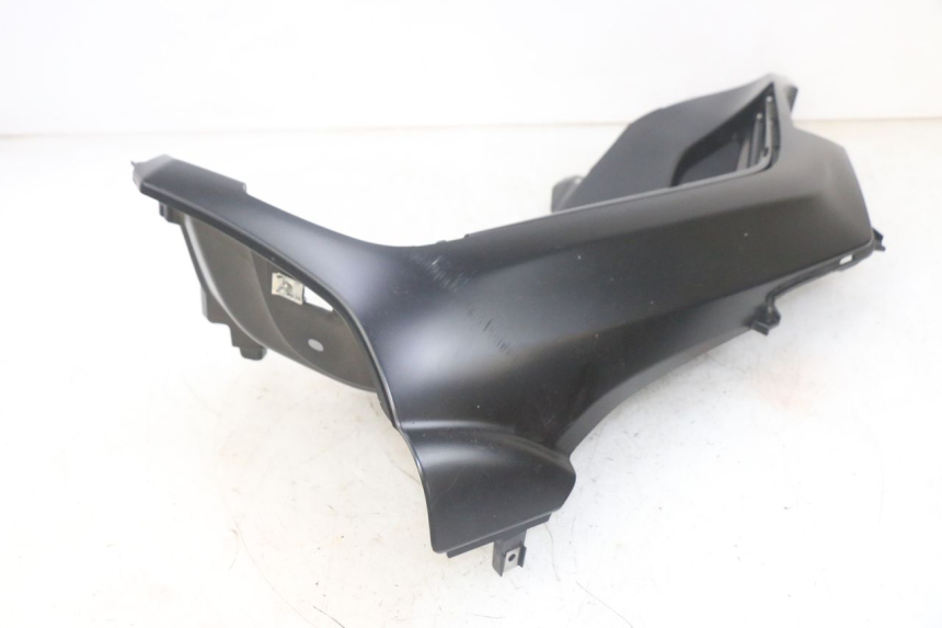 photo de ESTRIBO ESQUERDO PIAGGIO MP3 HPE 300 (2019 - 2026) - Vista do produto