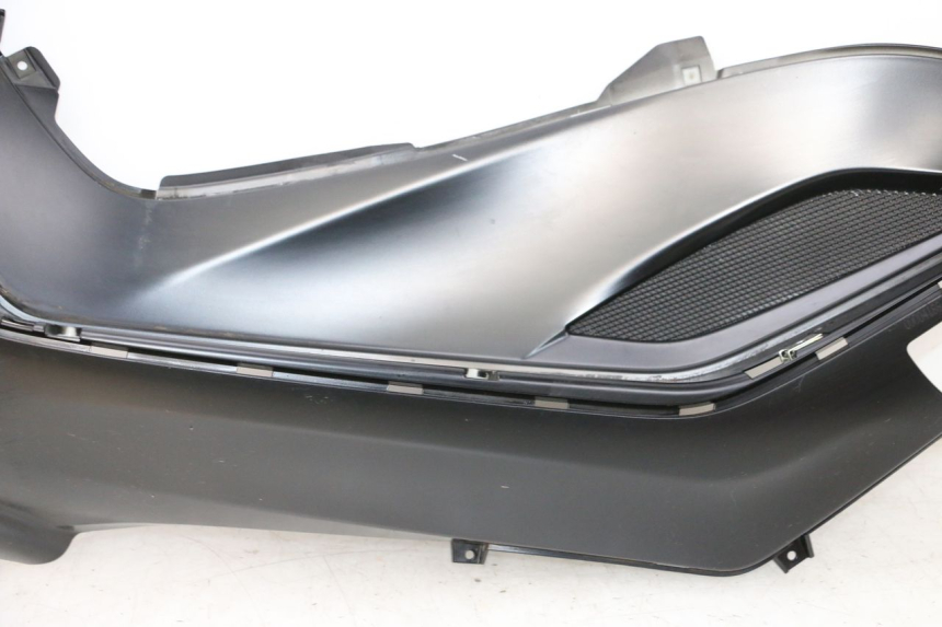 photo de ESTRIBO ESQUERDO PIAGGIO MP3 HPE 300 (2019 - 2026) - Imagem adicional
