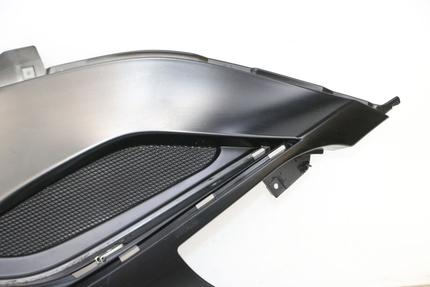 photo de ESTRIBO ESQUERDO PIAGGIO MP3 HPE 300 (2019 - 2026) - Inspeção visual