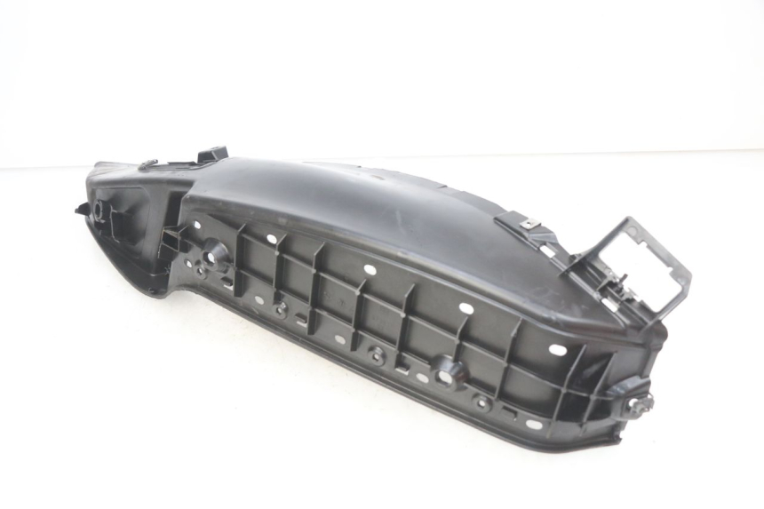 photo de ESTRIBO ESQUERDO PIAGGIO MP3 LT 300 (2010 - 2016) - Zoom do estado de desgaste