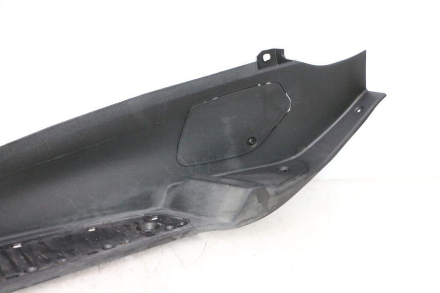 photo de ESTRIBO ESQUERDO PIAGGIO MP3 LT 300 (2010 - 2016) - Pontos de fixação