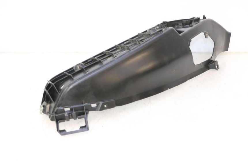 photo de ESTRIBO ESQUERDO PIAGGIO MP3 LT 400 (2007 - 2012) - Detalhe da peça