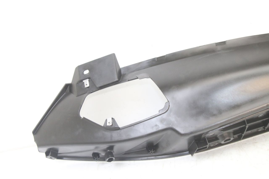 photo de ESTRIBO ESQUERDO PIAGGIO MP3 500 (2014 - 2017) - Vista geral