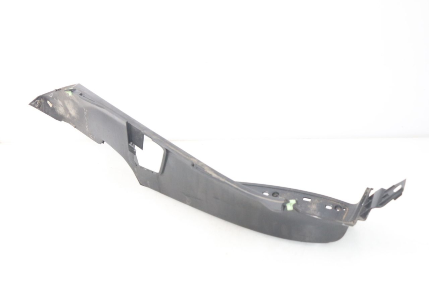 photo de ESTRIBO ESQUERDO PEUGEOT SATELIS 125 (2006 - 2009) - Pontos de fixação