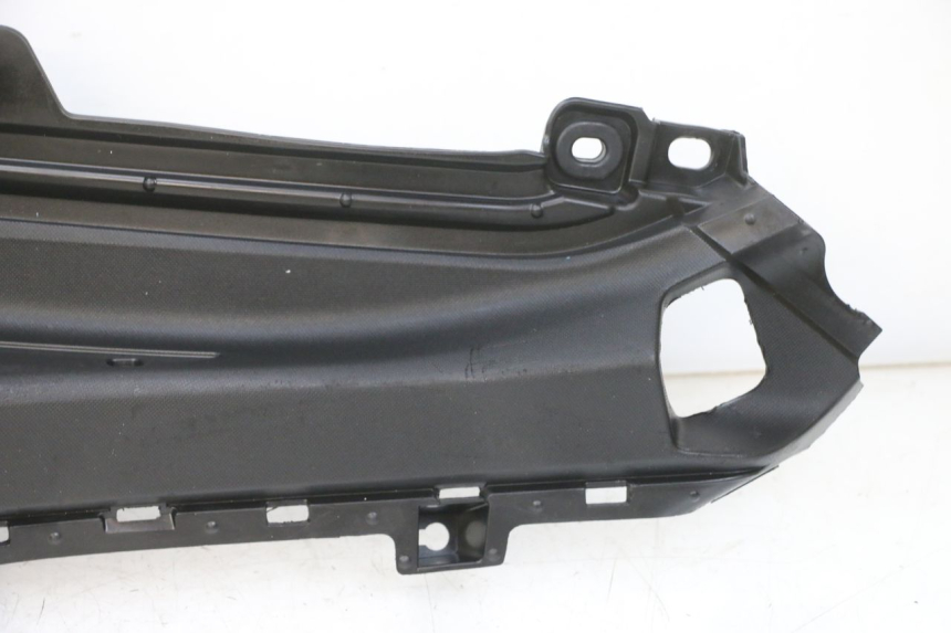 photo de ESTRIBO ESQUERDO YAMAHA TRICITY 300 (2020 - 2024) - Zoom de qualidade