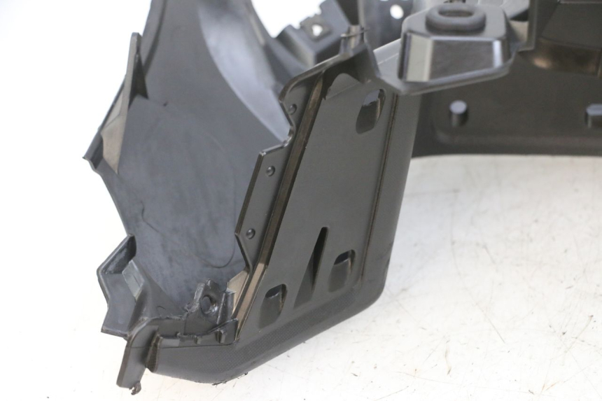 photo de ESTRIBO ESQUERDO YAMAHA TRICITY 300 (2020 - 2024) - Outro ângulo de visão