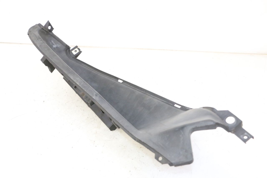 photo de ESTRIBO ESQUERDO YAMAHA X-CITY XCITY 125 (2007 - 2013) - Pontos de fixação