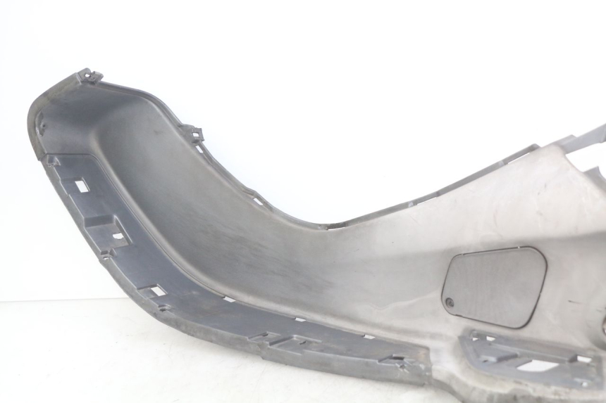 photo de ESTRIBO ESQUERDO PIAGGIO X9 EVOLUTION 250 (2003 - 2007) - Pontos de fixação