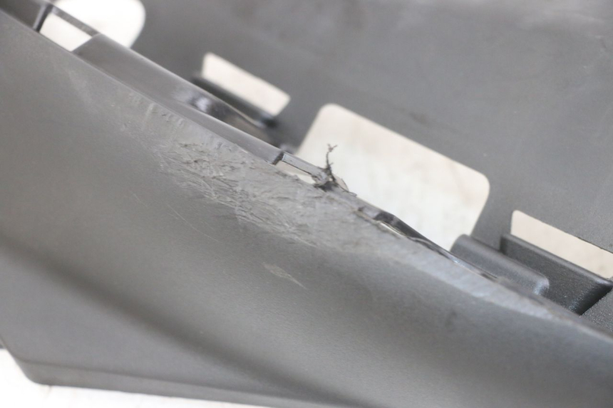 photo de ESTRIBO ESQUERDO YAMAHA NEO'S NEOS 2T EASY 50 (2013 - 2016) - Pontos de fixação