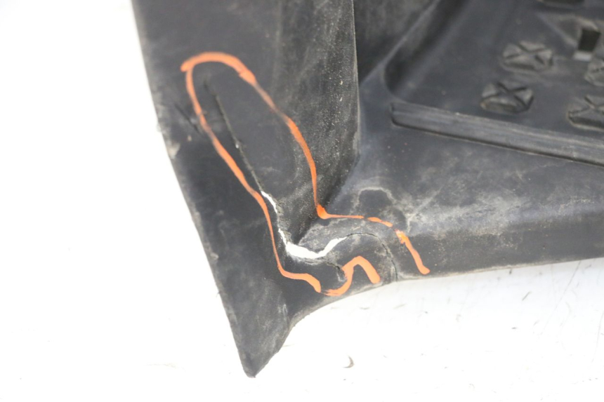 photo de ESTRIBO ESQUERDO YAMAHA YFM BRUIN 350 (2003 - 2009) - Detalhes característicos