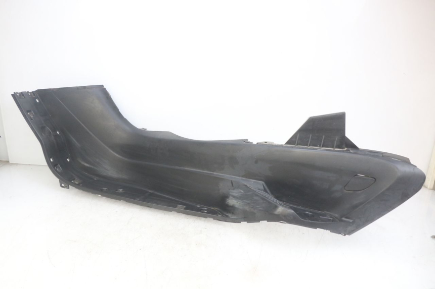 photo de ESTRIBO ESQUERDO YAMAHA YP MAJESTY 400 (2004 - 2008) - Pontos de fixação