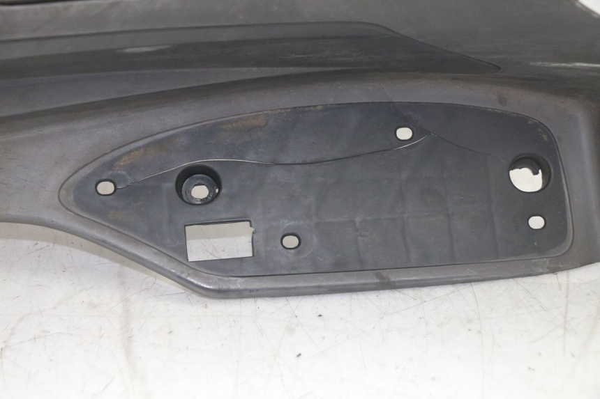 photo de PEDALEIRA SYM GTS EVO 125 (2009 - 2013) - Zoom do estado de desgaste