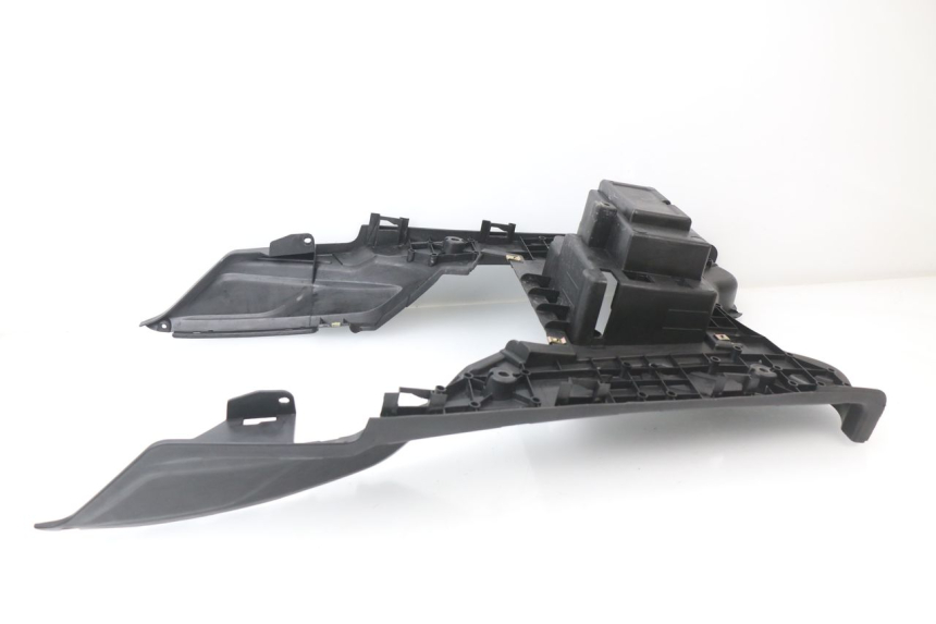photo de ESTRIBO SYM JET 4 50 (2010 - 2014) - Detalhe da peça