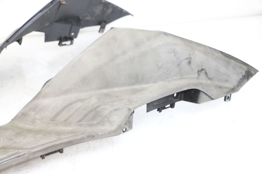 photo de ESTRIBO SYM JOYRIDE EVO 125 (2009 - 2016) - Pontos de fixação