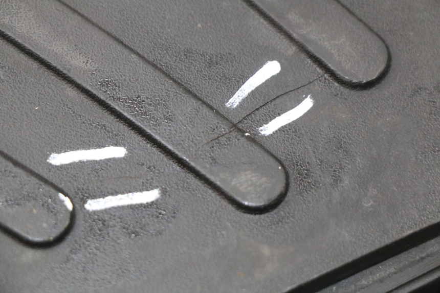 photo de ESTRIBO PEUGEOT KISBEE 2T 50 (2010 - 2017) - Ampliação técnica