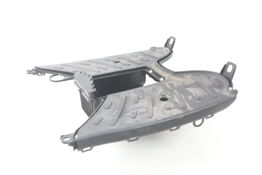 photo de ESTRIBO PEUGEOT KISBEE 2T 50 (2010 - 2017) - Ampliação técnica
