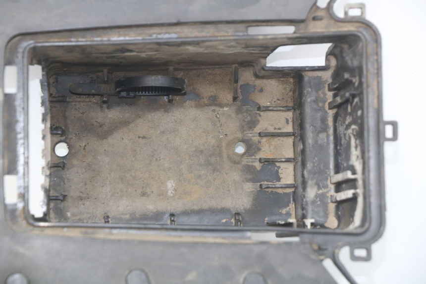 photo de ESTRIBO PEUGEOT KISBEE 2T 50 (2010 - 2017) - Peça verificada