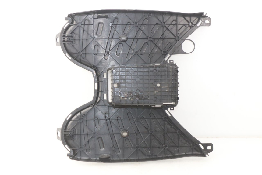 photo de ESTRIBO PEUGEOT KISBEE 4T 50 (2010 - 2017) - Detalhe da peça