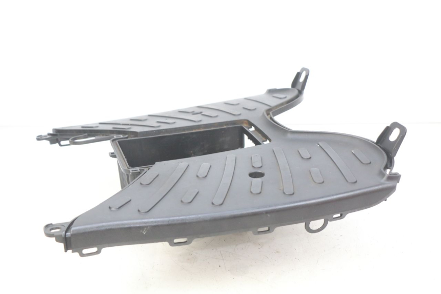 photo de ESTRIBO PEUGEOT KISBEE 4T 50 (2010 - 2017) - Outro ângulo de visão