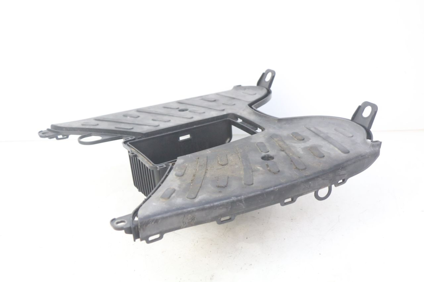 photo de ESTRIBO PEUGEOT KISBEE 4T 50 (2010 - 2017) - Detalhe da peça