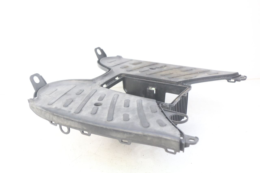 photo de ESTRIBO PEUGEOT KISBEE 4T 50 (2010 - 2017) - Zoom do estado de desgaste