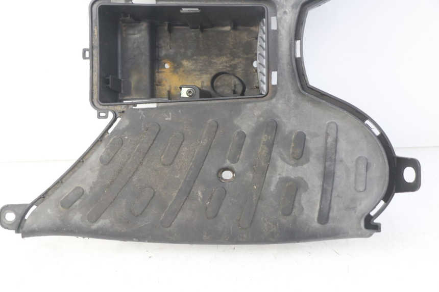 photo de ESTRIBO PEUGEOT KISBEE 4T 50 (2010 - 2017) - Ampliação técnica