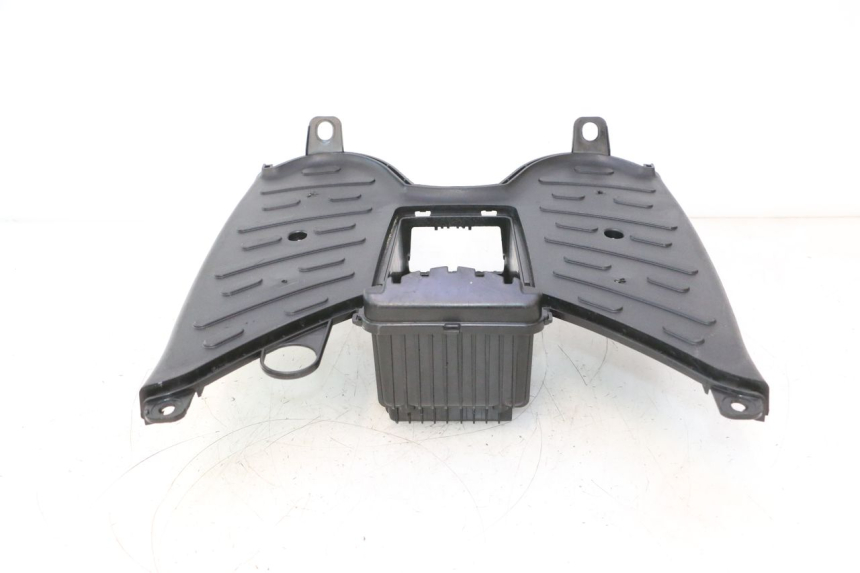 photo de APOIO PARA OS PÉS PEUGEOT KISBEE 4T 50 (2023 - 2026) - Pontos de fixação