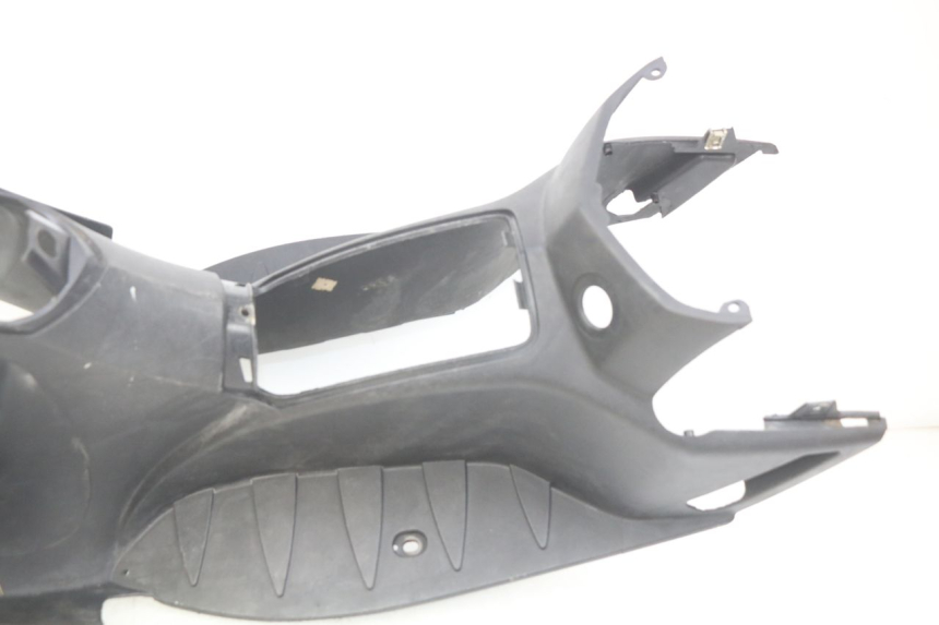 photo de ESTRIBO PEUGEOT LUDIX 50 (2008 - 2017) - Pontos de fixação