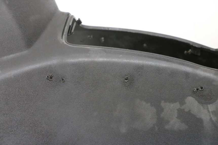 photo de ESTRIBO PEUGEOT LUDIX 50 (2008 - 2017) - Detalhes característicos