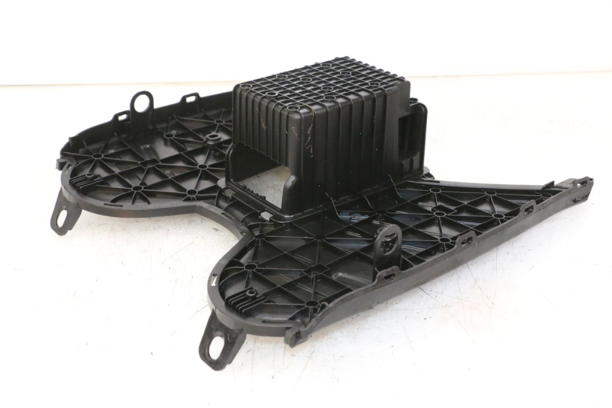 photo de ESTRIBO PEUGEOT STREETZONE 4T 50 (2018 - 2023) - Detalhe da peça
