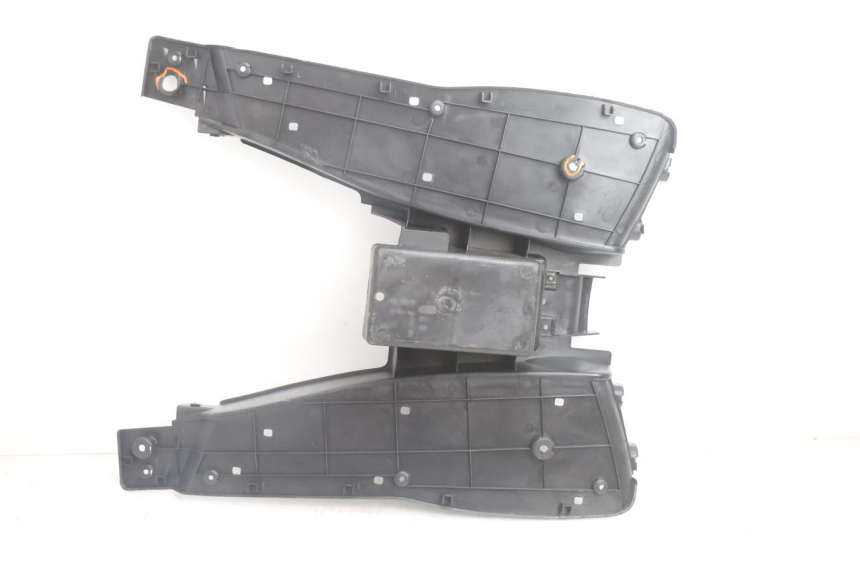 photo de DESCANSO DE PÉ RAZZO QTR 50 (2011 - 2018) - Pontos de fixação