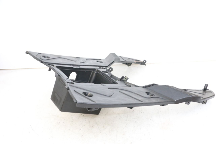 photo de ESTRIBO EUROCKA R8 4T 50 (2013 - 2022) - Pontos de fixação