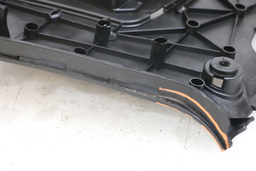 photo de ESTRIBO JM MOTORS SANTANA 50 (2014 - 2023) - Detalhe da peça