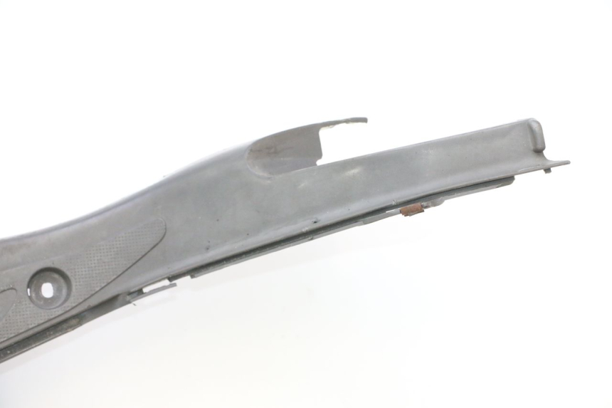 photo de DESCANSO DE PÉ HONDA SH 125 (2001 - 2003) - Detalhe da peça