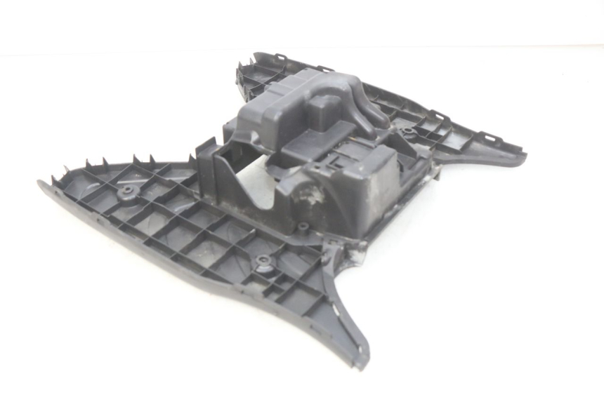 photo de ESTRIBO SUZUKI SIXTEEN 125 (2008 - 2010) - Detalhe da peça