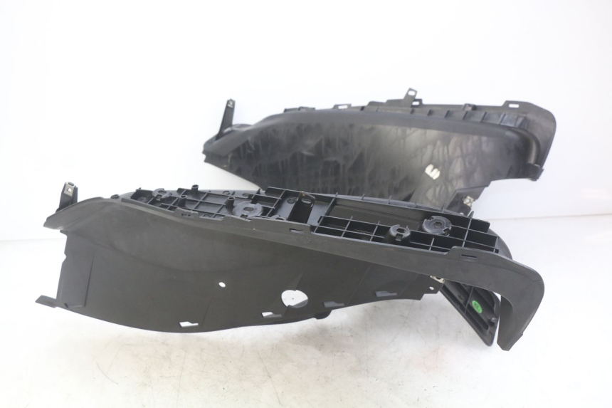 photo de ESTRIBO MBK SKYCRUISER 125 (2010 - 2013) - Detalhe da peça