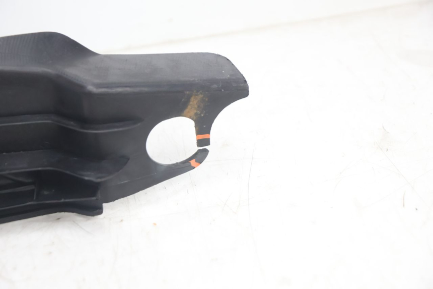 photo de ESTRIBO PEUGEOT SPEEDFIGHT 2 AC 50 (2000 - 2009) - Detalhes característicos