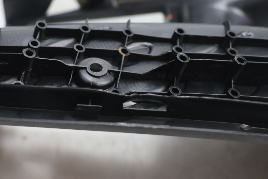 photo de ESTRIBO PEUGEOT SPEEDFIGHT 2 AC 50 (2000 - 2009) - Estrutura - ampliação