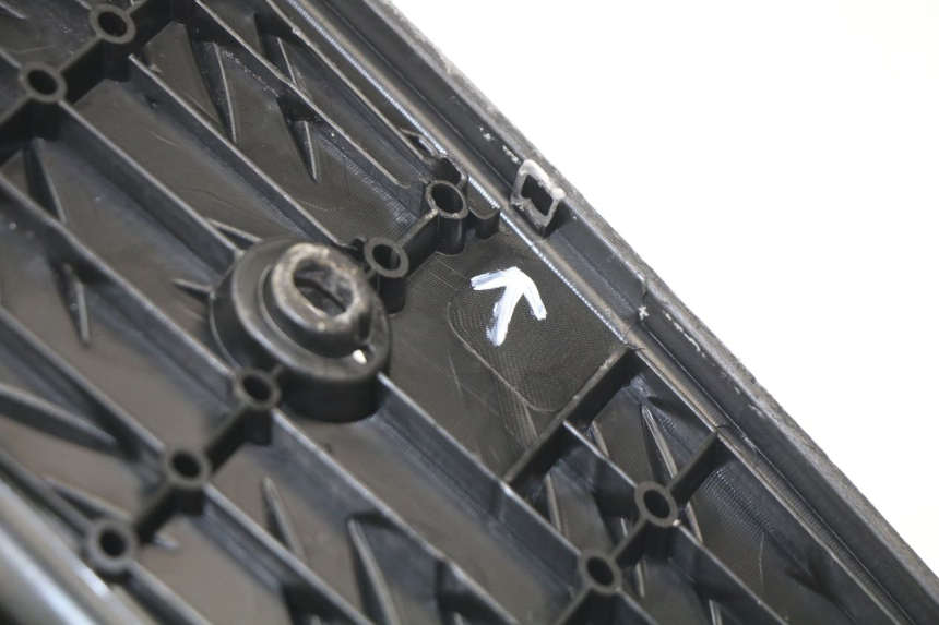 photo de ESTRIBO PEUGEOT SPEEDFIGHT 3 AIR 50 (2009 - 2015) - Zoom do estado de desgaste