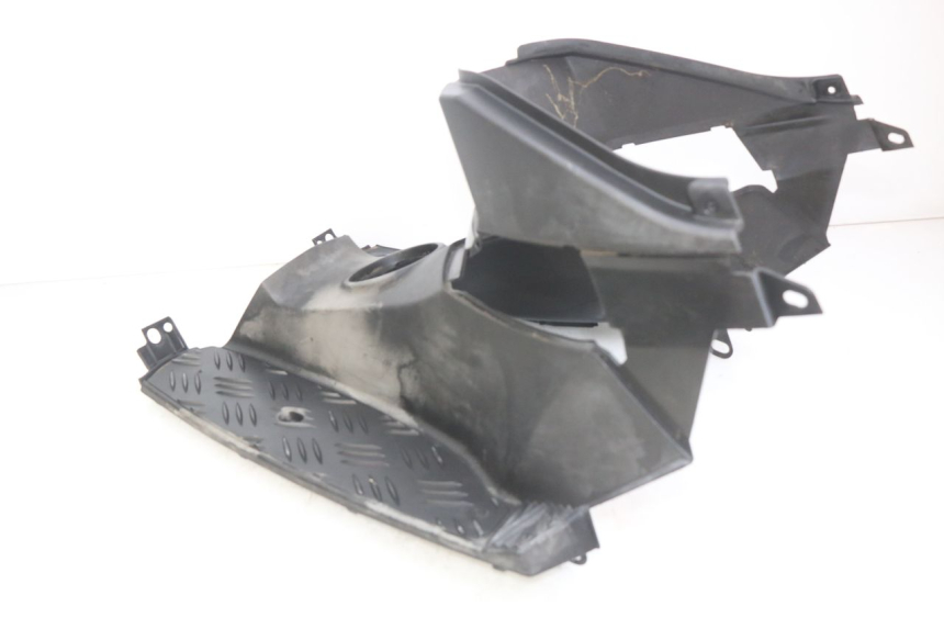 photo de ESTRIBO PEUGEOT SPEEDFIGHT 3 AIR 50 (2009 - 2015) - Estado da superfície