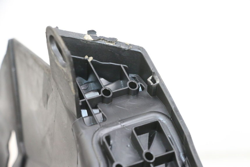 photo de ESTRIBO PEUGEOT SPEEDFIGHT 4 4T EFI 50 (2021 - 2025) - Detalhe da peça