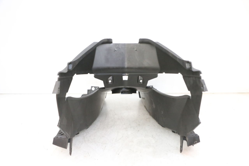 photo de ESTRIBO PEUGEOT SPEEDFIGHT 4 4T EFI 50 (2021 - 2025) - Detalhes característicos