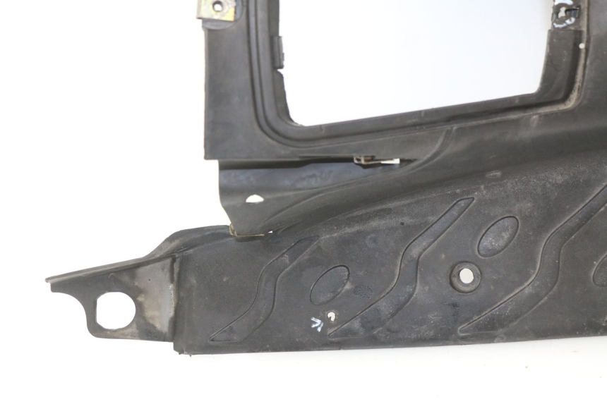 photo de ESTRIBO PEUGEOT SPEEDFIGHT LC 50 (1996 - 2002) - Detalhes característicos