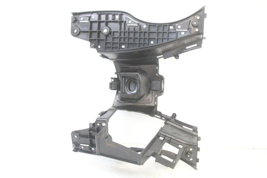 photo de ESTRIBO SUZUKI BURGMAN 125 (2015 - 2017) - Pontos de fixação