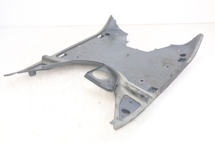 photo de ESTRIBO PEUGEOT SV 125 (1991 - 1994) - Pontos de fixação