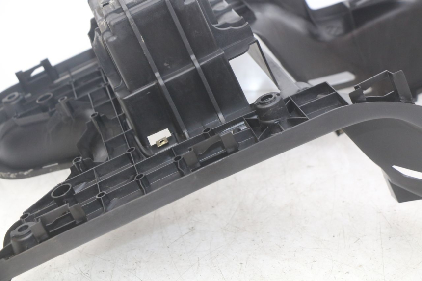 photo de ESTRIBO SYM SYMPHONY 125 (2009 - 2015) - Detalhe da peça