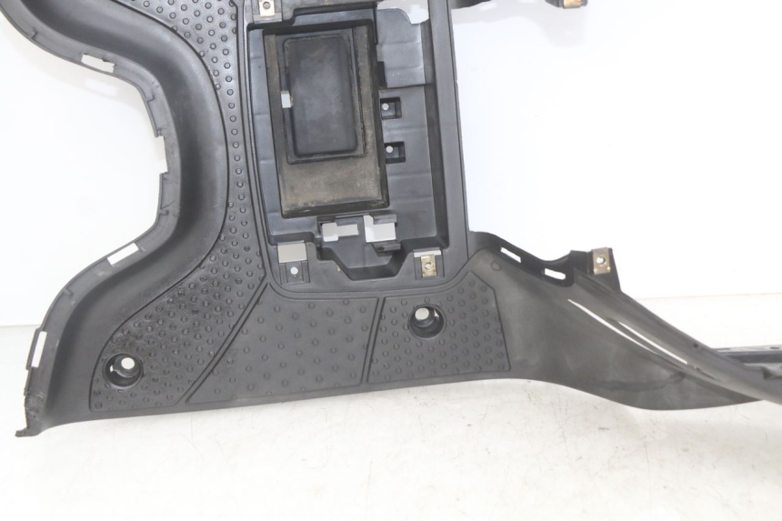 photo de ESTRIBO SYM SYMPHONY 125 (2009 - 2015) - Detalhes característicos