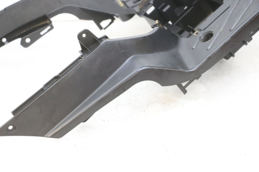 photo de ESTRIBO PEUGEOT TWEET PRO EFI 4T 50 (2021 - 2022) - Marcações e referências