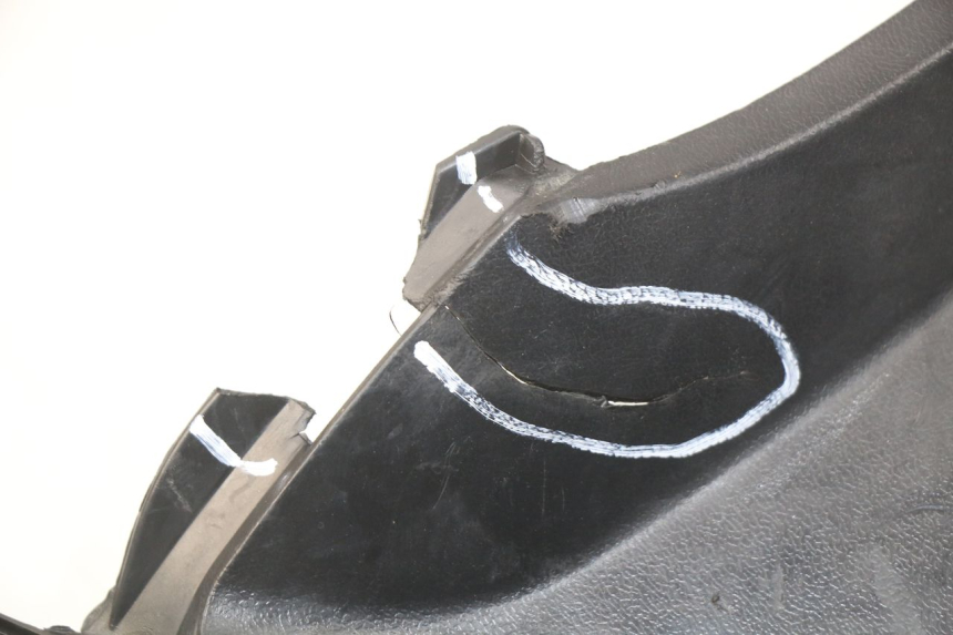 photo de ESTRIBO PEUGEOT TWEET 125 (2010 - 2017) - Ampliação técnica