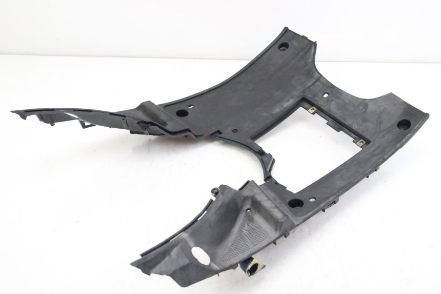 photo de ESTRIBO PEUGEOT V-CLIC VCLIC 50 (2007 - 2013) - Pontos de fixação
